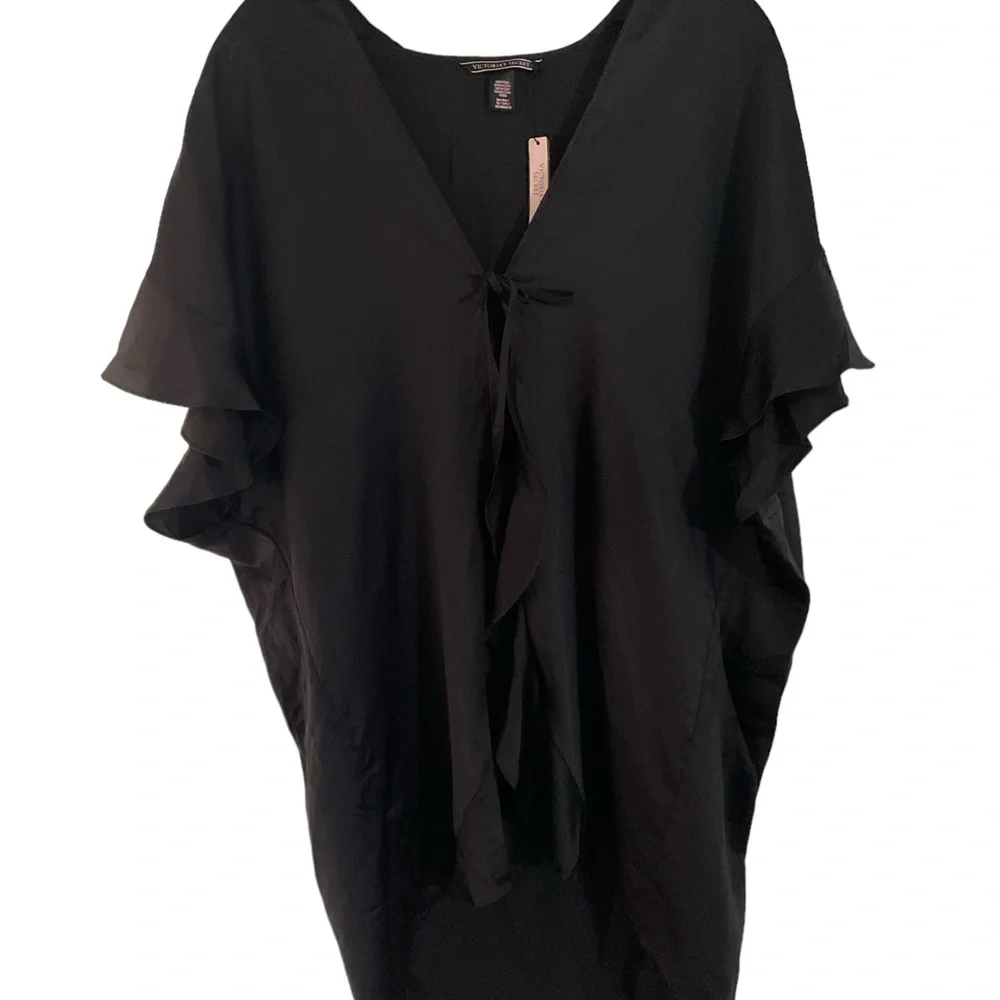 Victoria’s Secret black satin ruffle tie front short bath robe NWT one size